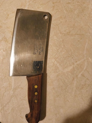 Cleaver knife with wooden handle