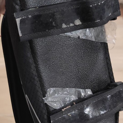 M Wave Bicycle Handlebar Bag used for phone storage