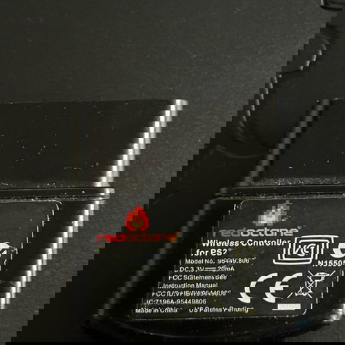 Guitar Hero Metallica PS2 μεταχειρισμένο με αυθεντική κιθάρα και dongle