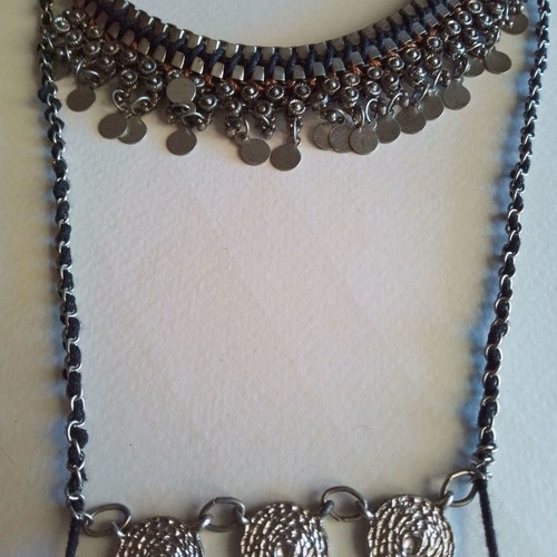 Vintage necklaces used, pack of 3 pieces
