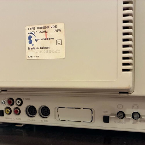Commodore 1084s CRT 14" Monitor stereo used