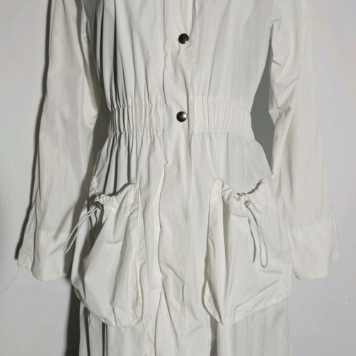 Paranoia white elegant and practical spring-summer parka like new