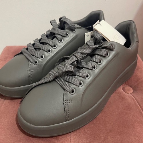 Zara men’s grey sneakers new, size 42