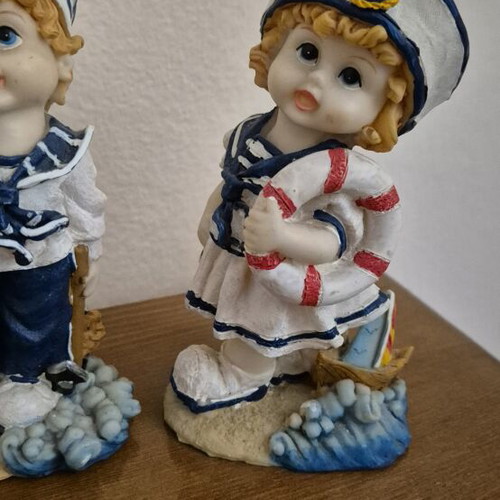 Vintage sailor figurines set of 2, like new resin decoration