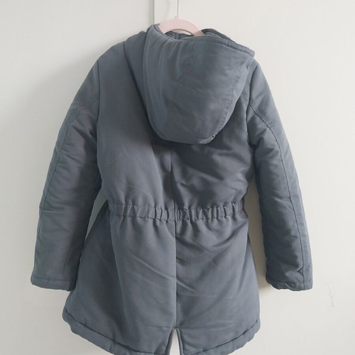 Benetton girls jacket like new, warm