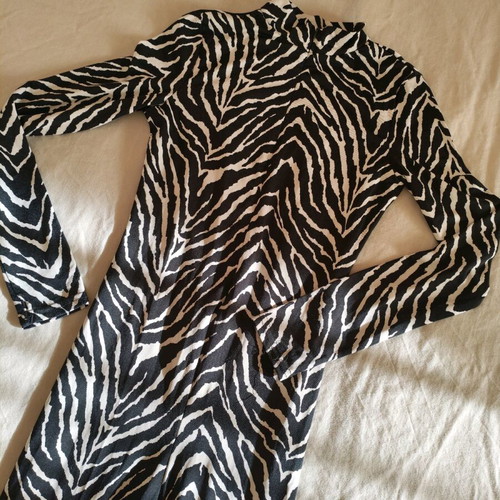 Zebre one-piece suit size S like new