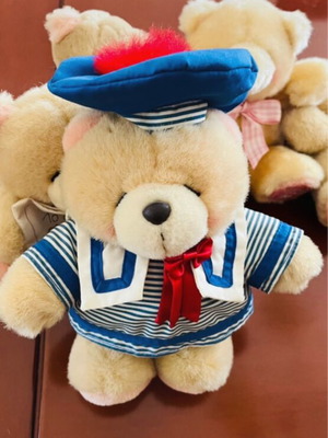Forever Friends teddy bears like new, 1 plush and 1 white