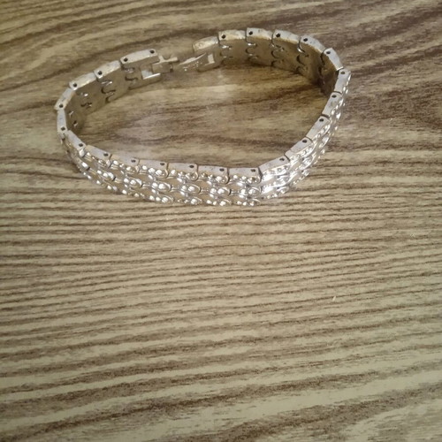Rotary bracelet used