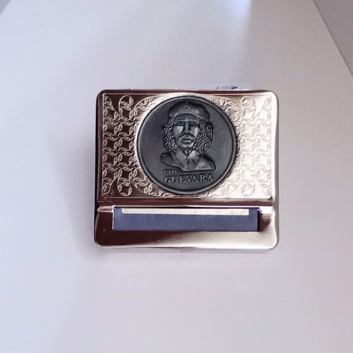Vintage metal tobacco case like new with embossed design