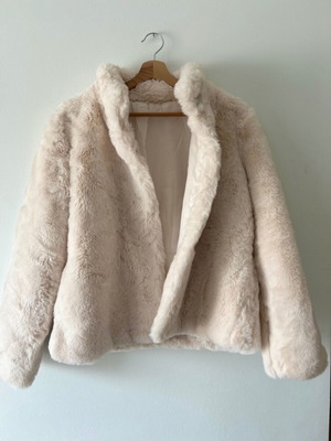Fur one size, white, new