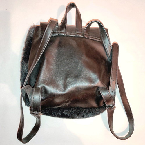 Faux fur mini backpack used, black