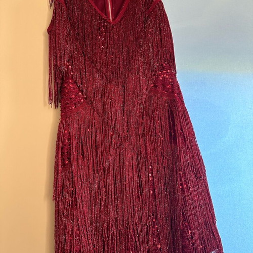 Bordeaux dress like new, shiny with sequins, size S