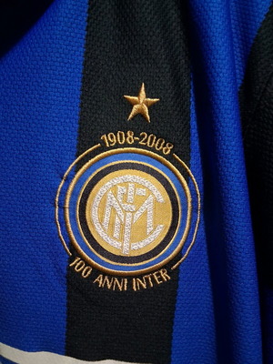 Inter home jersey like new, size Large