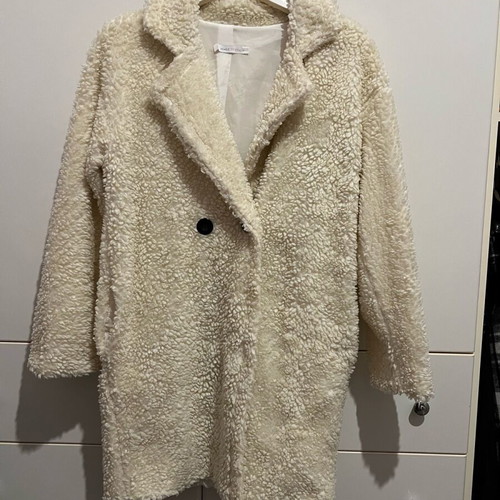 Teddy coat ecru like new, one size, knee-length
