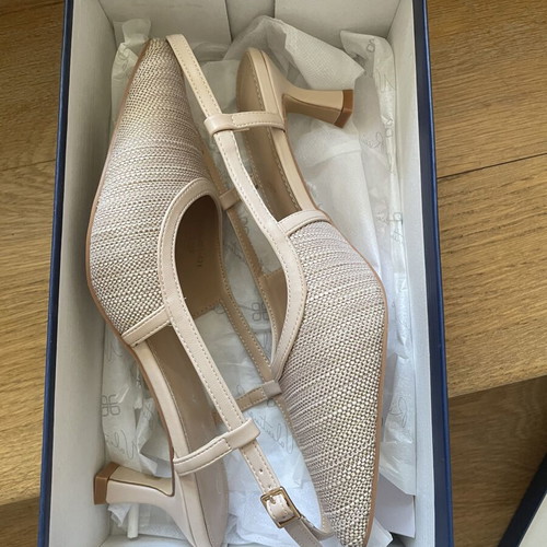 Slingback nude pumps new with cushioned sole, 6cm heel