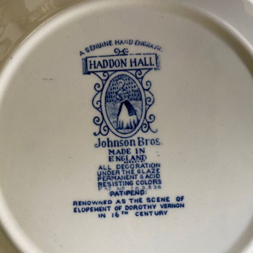 Johnson Bros Haddon Hall Vintage Serving Bowl used, 24 cm