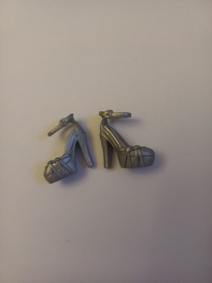 Barbie vintage silver heels