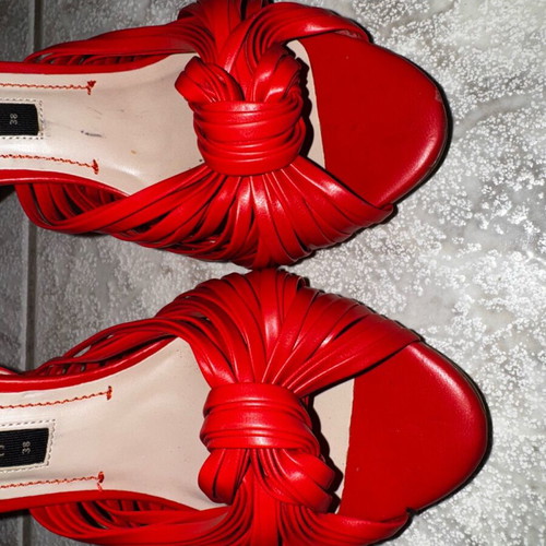 Zara basic vintage sandals size 38 red used