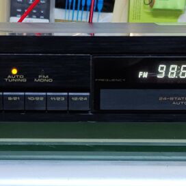 Pioneer F-223L tuner used with external marks