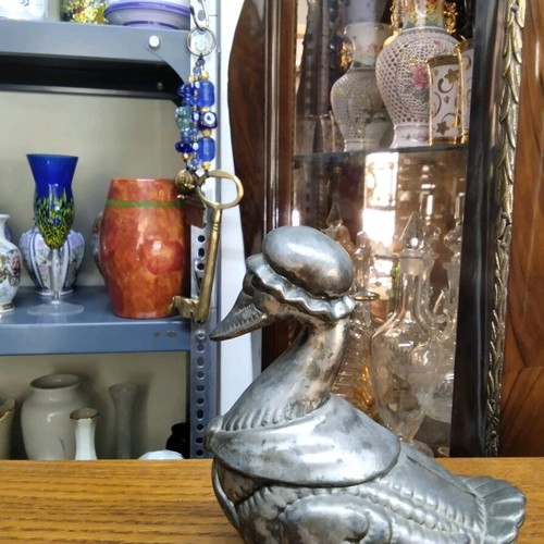 Iron Duck Tabletop Piggy Bank like new, silver color 17x14x9 cm