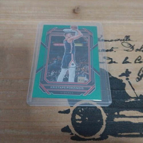 Kristaps Porzingis Panini Prizm card like new