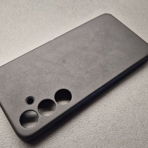 Samsung Galaxy S24+ Vegan Leather case used, genuine leather