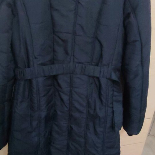 Long jacket like new, size L, black with belt and lining