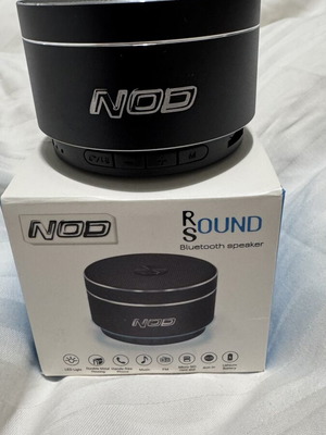 NOD Round Sound Bluetooth Speaker new, portable black
