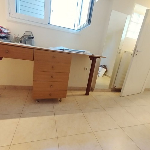 Desk with 5 drawers