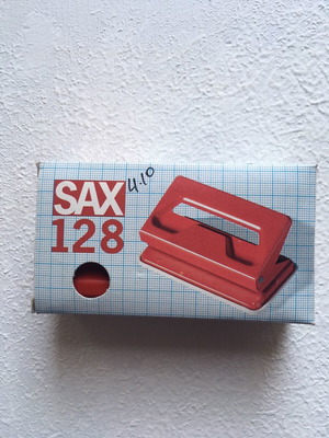Стаплер Sax 128S, червен, колекционерски