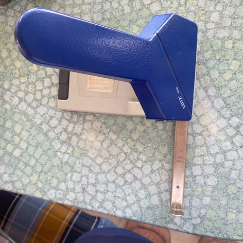Leinz perforater 5180 used, excellent condition