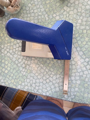 Leinz perforater 5180 used, excellent condition