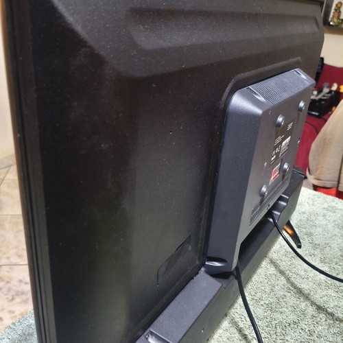 Turbo-X TXV-E3275 32" LED TV like new, HD Ready