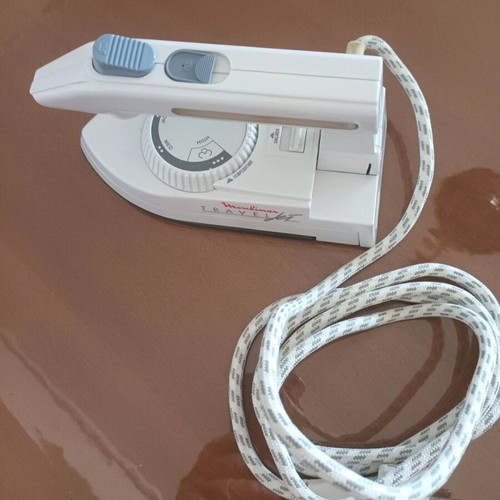 Mulinex travel iron like new