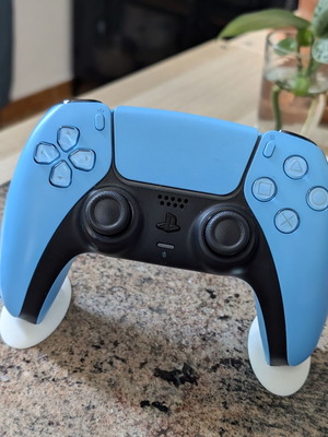Minimal stand for PS5 DualSense controller new