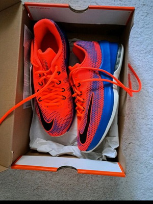 Αθλητικά παπούτσια Nike Infuriate νούμερο 39, σε άριστη κατάσταση