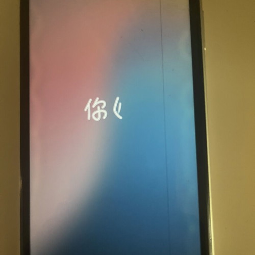 Apple iPhone 11 64GB white used with screen damage