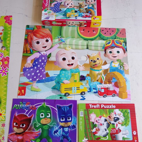 Cocomelon Maxi, PJ Masks & Trefl puzzle set used, 3 pieces
