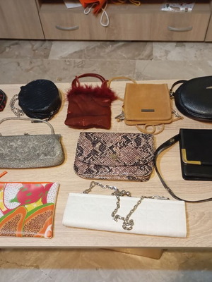 Shoulder bags like new, small and medium, black and red