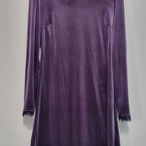 Vicolo short velvet dress size Medium with glitter and lace details