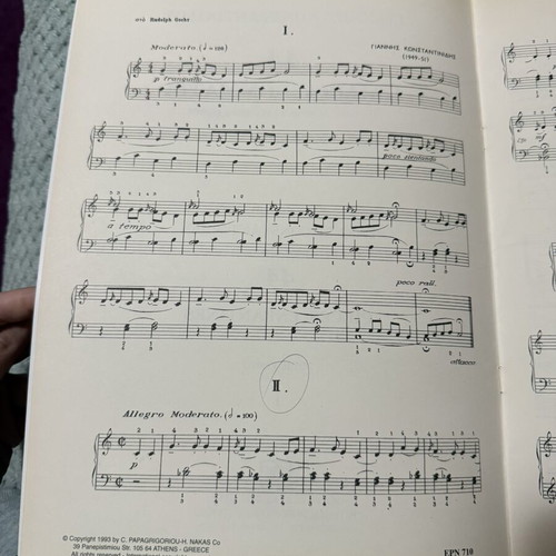 44 Pieces for Piano like new
