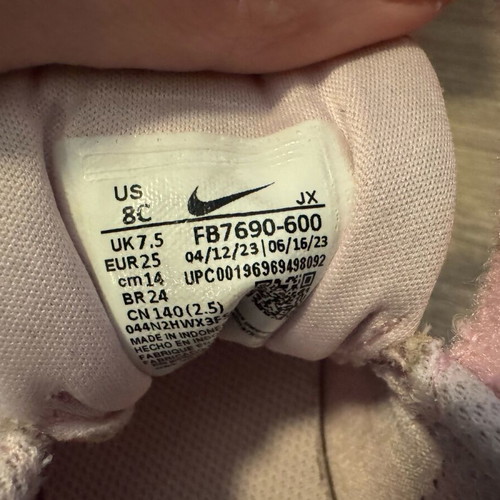 Nike baby shoes used, size 25