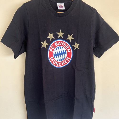 FC Bayern München T-shirt like new, size M, black, 5 stars