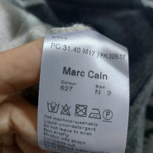 Marc Caine original vest like new, animal print and grey