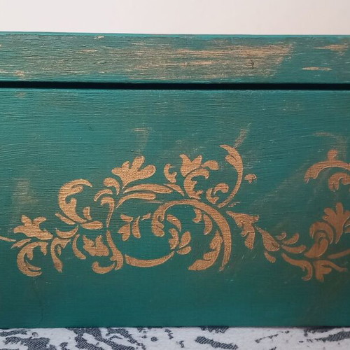 Wooden box used 30×30×14.5 hand painted