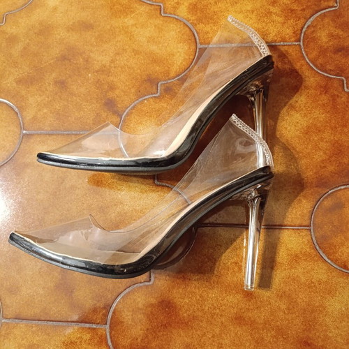 Pumps black with transparent PVC, like new, size 38