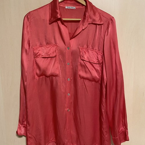 Celestino fuchsia satin shirt like new, loose fit