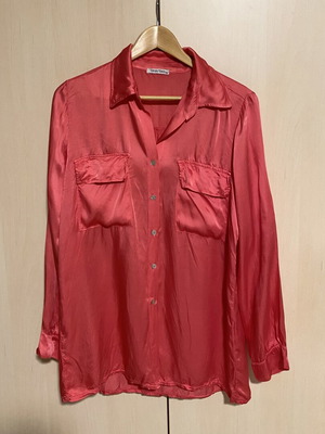 Celestino fuchsia satin shirt like new, loose fit