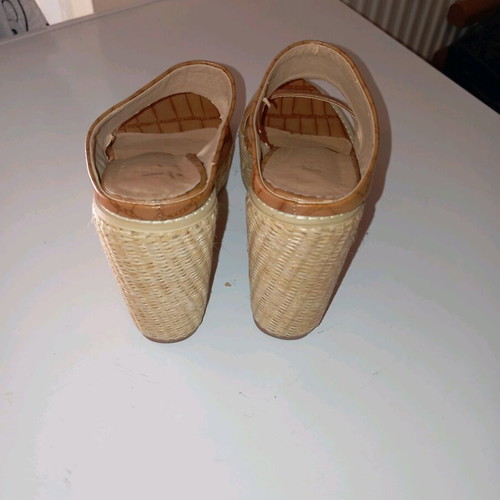 Favela platform shoes size 36 used, beige