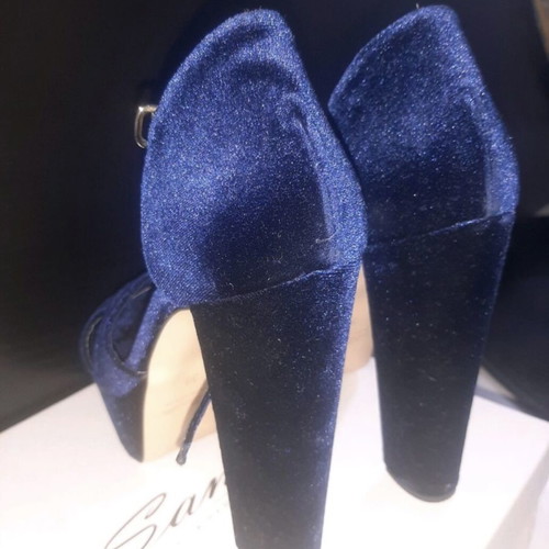 Blue velvet Sante sandals new, size 38